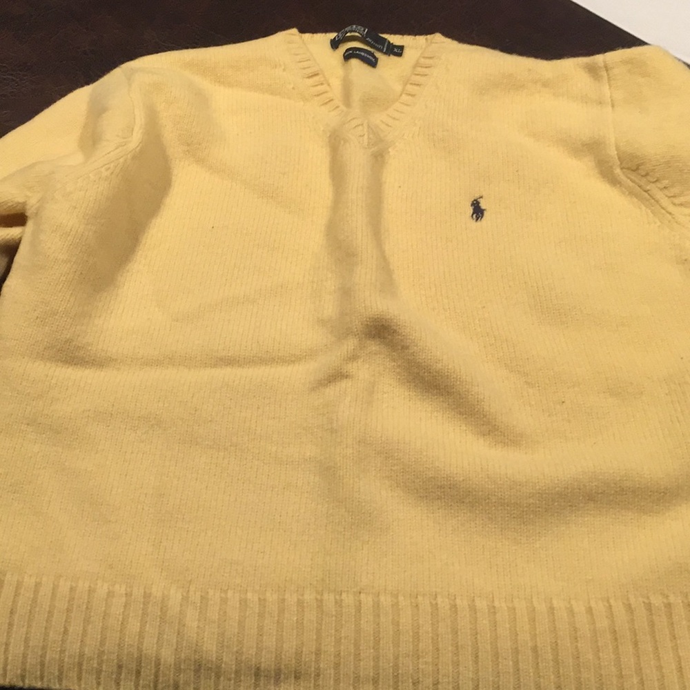 V Neck Wool Sweater. Polo Ralph Lauren